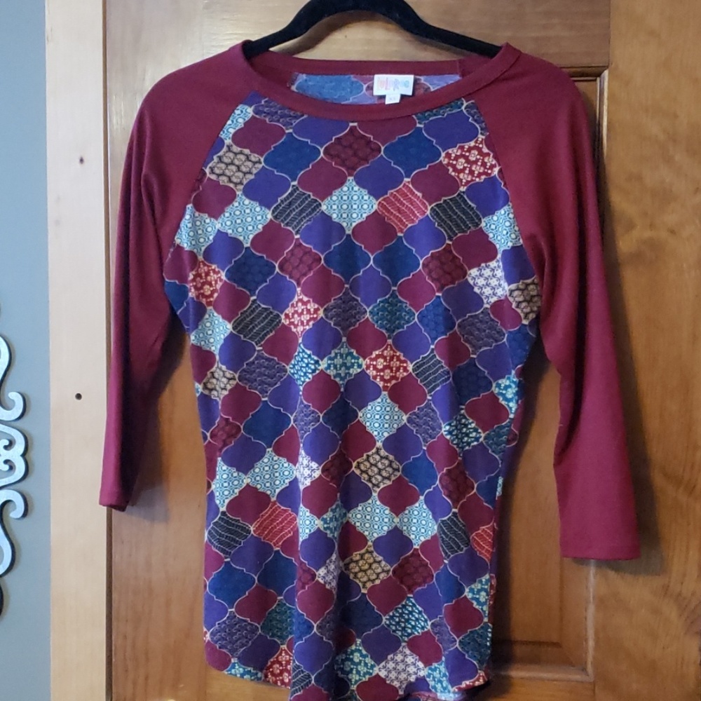 Lularoe 3/4 length sleeve baseball tee